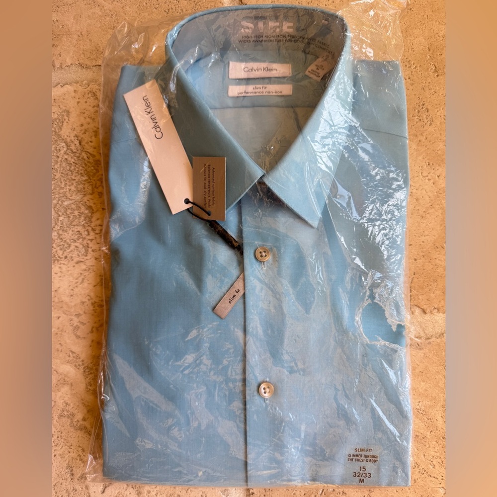 NWT Calvin Klein Men's slim fit performance non-iron shirt 15 32/33 M